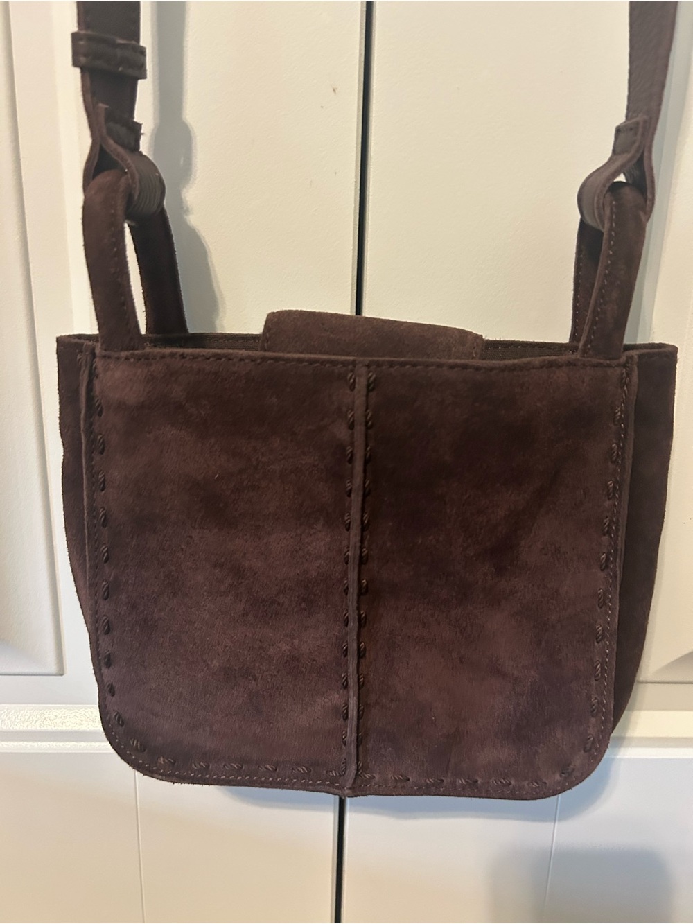 The Sak Los Feliz brown suede crossbody - Picture 2 of 10